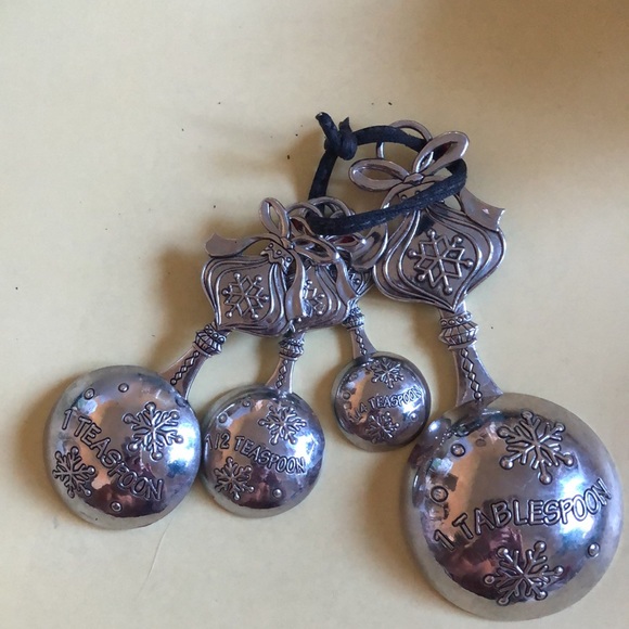 Vintage Christmas Measuring spoons baking cooking Holiday Decor great condition - Picture 8 of 9